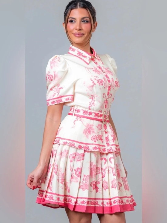 Boutique Dresses & Skirts - Boutique Ivory & Pink Floral Peplum Belted Dress Size Small NWOT